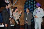 Karisma Kapoor, Sunil Gavaskar, Navjot Singh Sidhu, Sameer Kochhar on the sets of Sony Max Extra Innings in R K Studios on 6th May 2012JPG (82).JPG